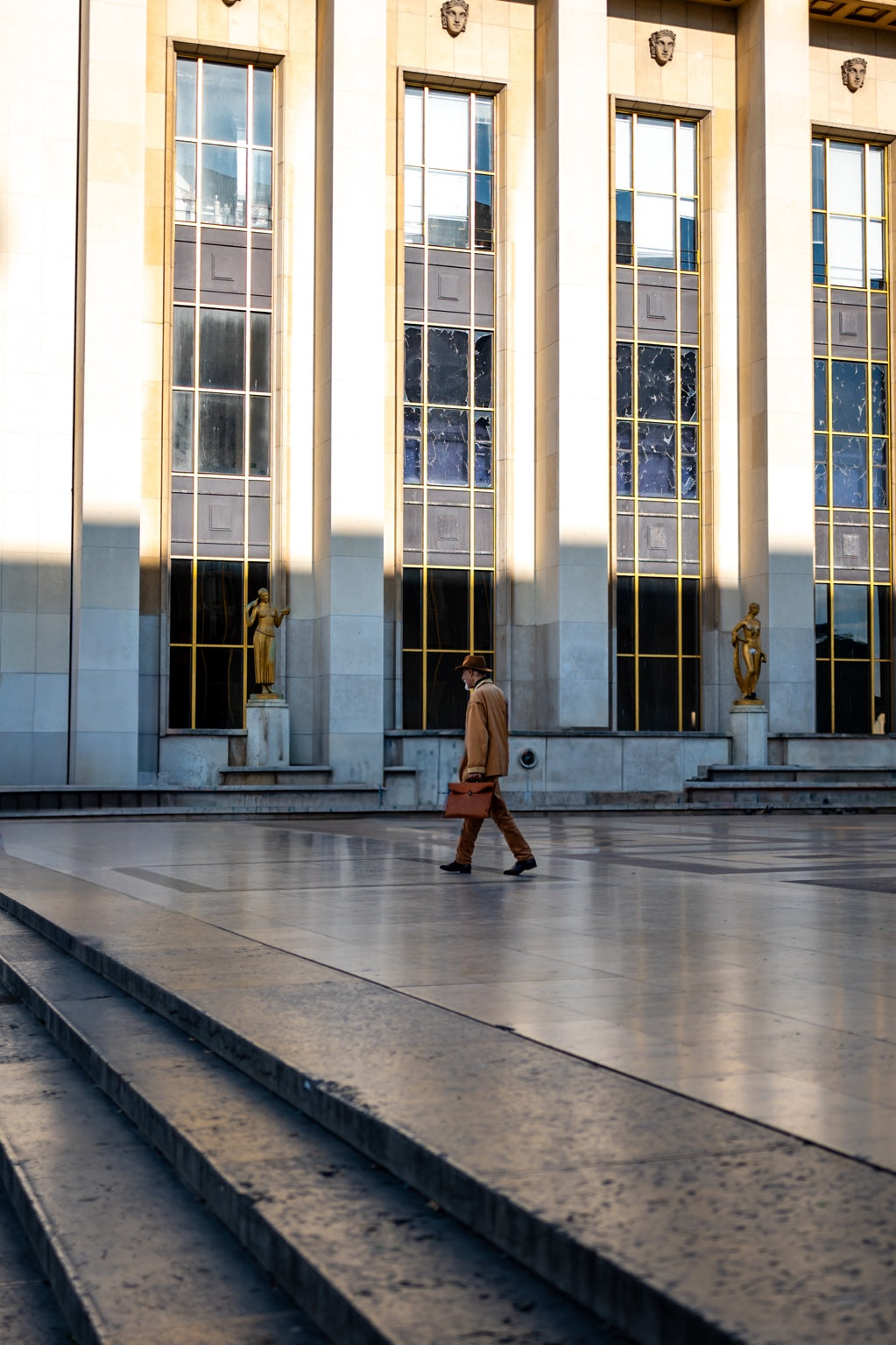 Light and shadows beneath Paris columns
